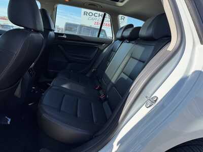 2014 Volkswagen Jetta, $7999. Photo 9