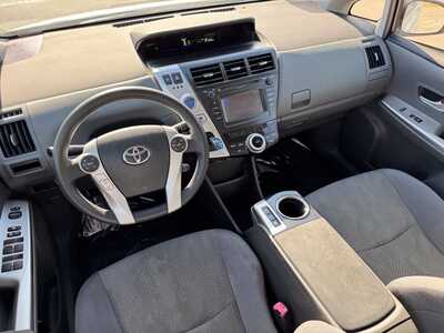2014 Toyota Prius, $9299. Photo 12