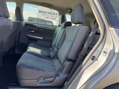 2014 Toyota Prius, $9299. Photo 8