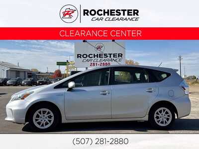 2014 Toyota Prius, $9299. Photo 1