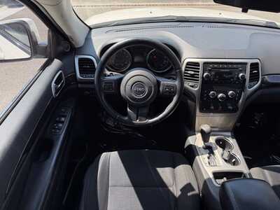 2012 Jeep Grand Cherokee, $6499. Photo 8