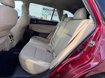 2015 Subaru Outback, $12299. Photo 9