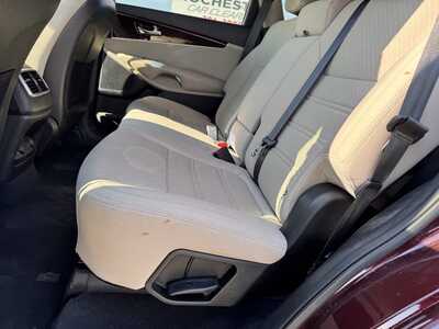 2018 Kia Sorento, $10299. Photo 9