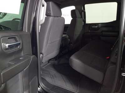 2024 Chevrolet 1500 Crew Cab, $44685. Photo 4