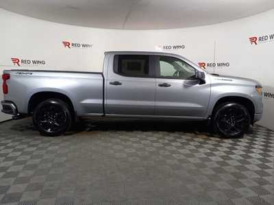 2024 Chevrolet 1500 Crew Cab, $46999. Photo 3