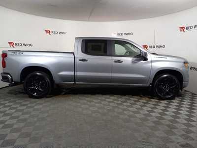 2024 Chevrolet 1500 Crew Cab, $44945. Photo 3