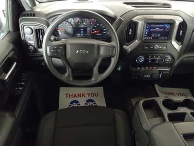 2024 Chevrolet 1500 Crew Cab, $46999. Photo 6