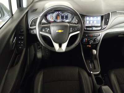 2020 Chevrolet Trax, $17660. Photo 6
