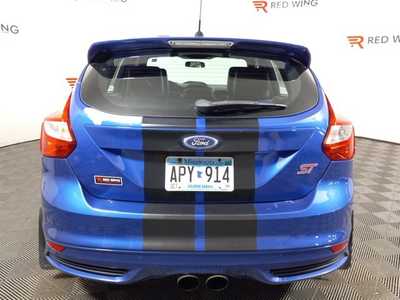 2014 Ford Focus, $13870. Photo 5