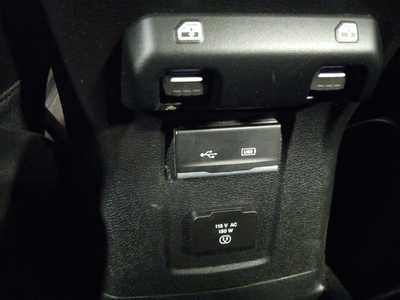 2019 Jeep Wrangler Unlimited, $27500. Photo 10