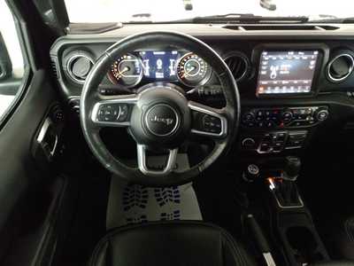 2019 Jeep Wrangler Unlimited, $27500. Photo 9