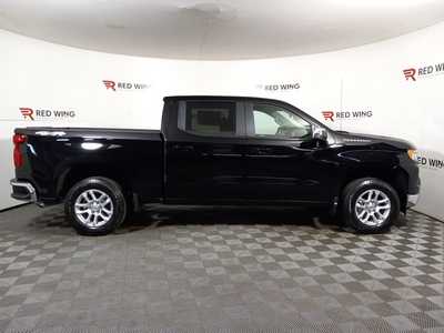 2024 Chevrolet 1500 Crew Cab, $49995. Photo 3