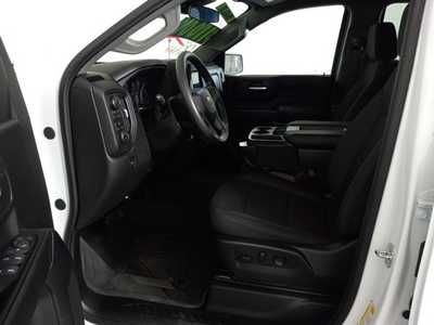 2024 Chevrolet 1500 Crew Cab, $46865. Photo 2