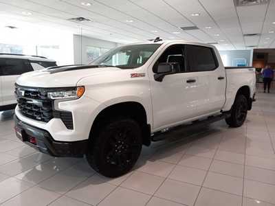 2024 Chevrolet 1500 Crew Cab, $63995. Photo 5