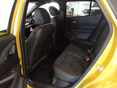2025 Chevrolet Trax, $25995. Photo 11