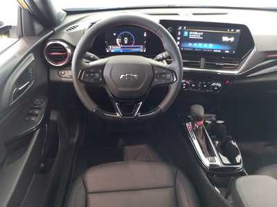 2025 Chevrolet Trax, $25995. Photo 12