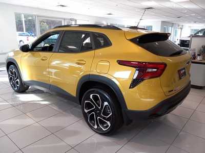2025 Chevrolet Trax, $25995. Photo 4