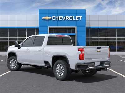 2025 Chevrolet 2500 Crew Cab, $71580. Photo 3