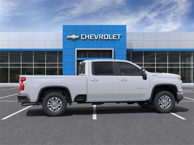 2025 Chevrolet 2500 Crew Cab, $71580. Photo 5