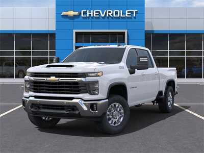 2025 Chevrolet 2500 Crew Cab, $71580. Photo 6