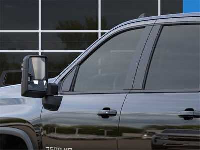 2025 Chevrolet 3500 Crew Cab, $75670. Photo 12
