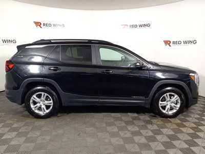 2022 GMC Terrain, $20850. Photo 2