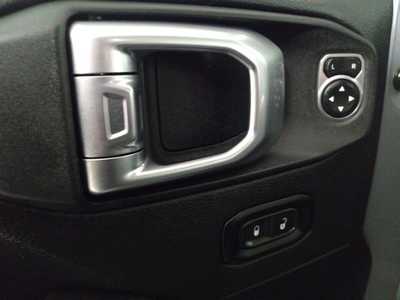 2020 Jeep Wrangler Unlimited, $29995. Photo 10
