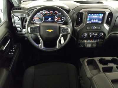 2023 Chevrolet 2500 Crew Cab, $45791. Photo 9