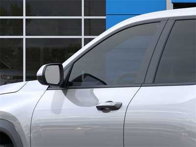 2025 Chevrolet Equinox, $31895. Photo 12