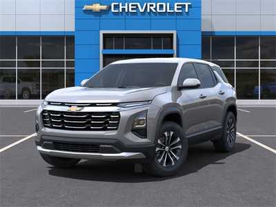 2025 Chevrolet Equinox, $31895. Photo 6