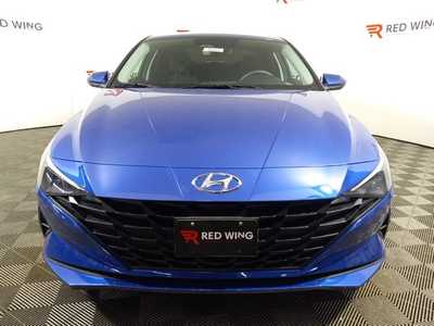 2023 Hyundai Elantra, $20300. Photo 6