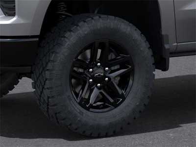 2025 Chevrolet 1500 Crew Cab, $52990. Photo 9