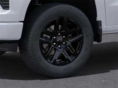 2025 Chevrolet 1500 Crew Cab, $58995. Photo 9