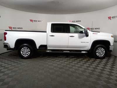 2020 Chevrolet 3500 Crew Cab, $45995. Photo 2