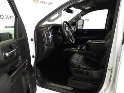 2020 Chevrolet 3500 Crew Cab, $45995. Photo 7