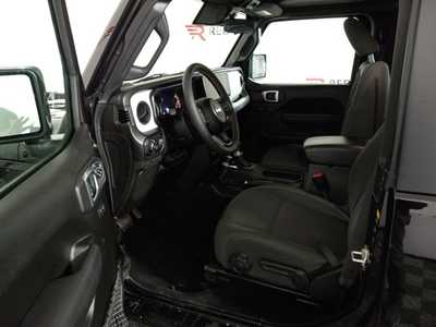 2024 Jeep Wrangler, $32500. Photo 7