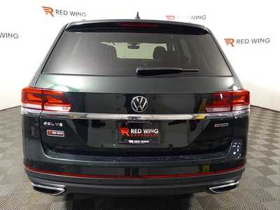 2021 Volkswagen Atlas, $32500. Photo 3