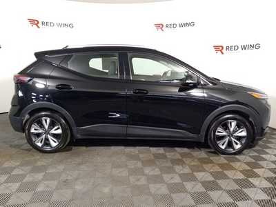 2022 Chevrolet Bolt EUV, $21500. Photo 2
