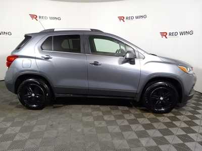 2020 Chevrolet Trax, $13495. Photo 2
