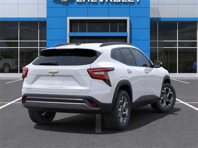 2025 Chevrolet Trax, $23995. Photo 4