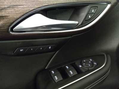 2023 Buick Envision, $37500. Photo 12