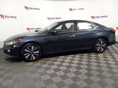 2020 Nissan Altima, $16888. Photo 4