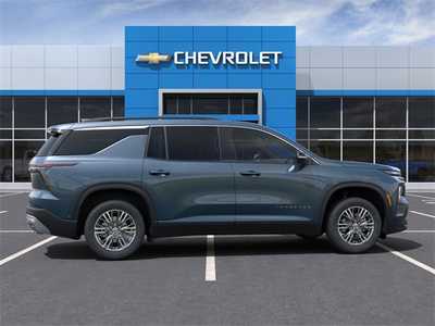 2025 Chevrolet Traverse, $41999. Photo 5