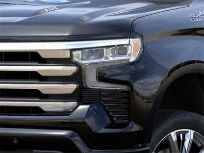 2025 Chevrolet 1500 Crew Cab, $75390. Photo 10