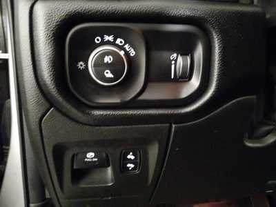 2020 RAM 1500 Crew Cab, $27700. Photo 11