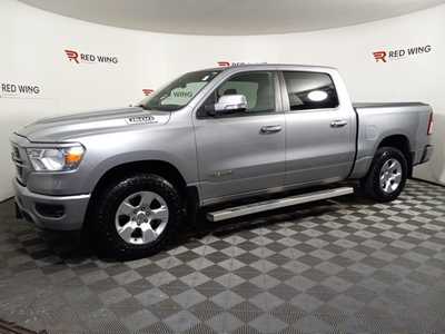 2020 RAM 1500 Crew Cab, $27700. Photo 4
