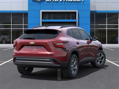 2025 Chevrolet Trax, $25580. Photo 4