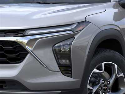 2025 Chevrolet Trax, $24580. Photo 10