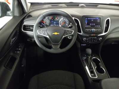 2023 Chevrolet Equinox, $23400. Photo 9
