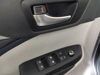 2019 Toyota Highlander, $25800. Photo 12